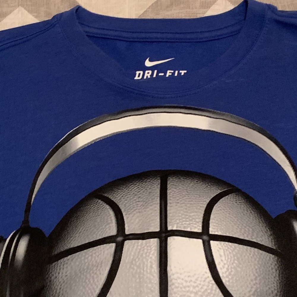 3/$25 Youth Large Nike Dry Fit - Picture 2 of 4